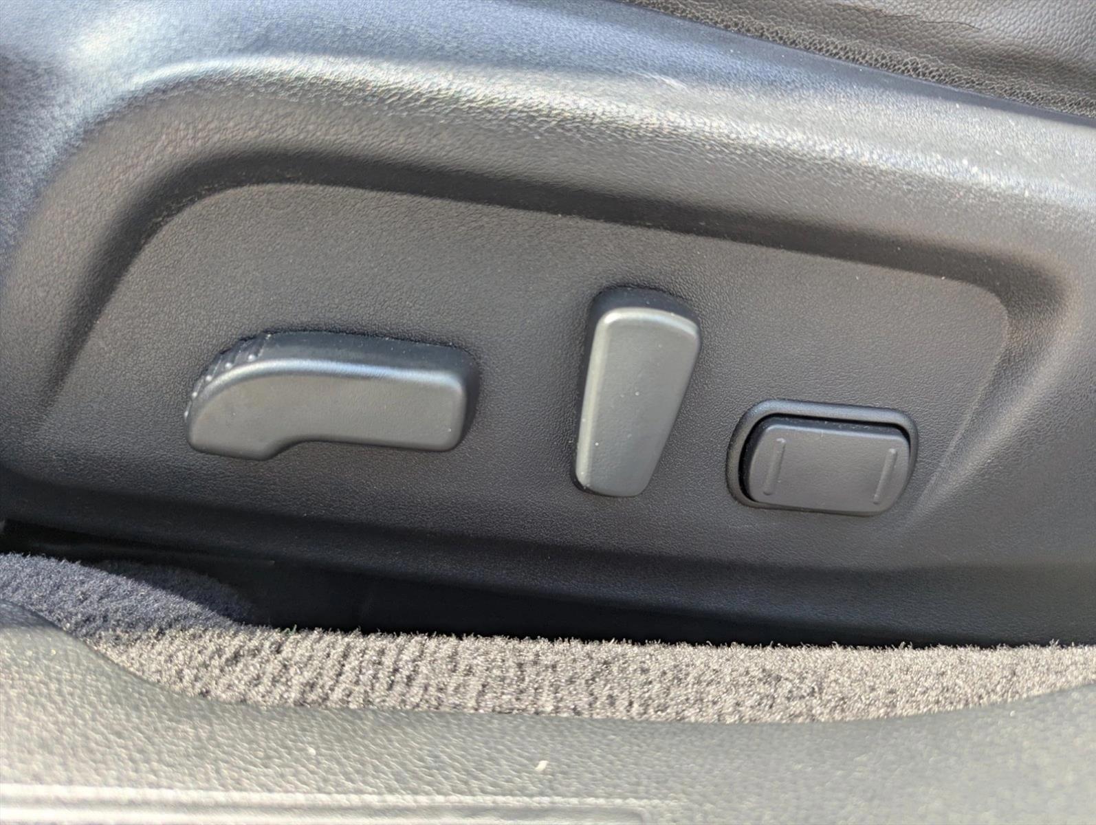 Thumbnail: 2016 Subaru Outback - 3