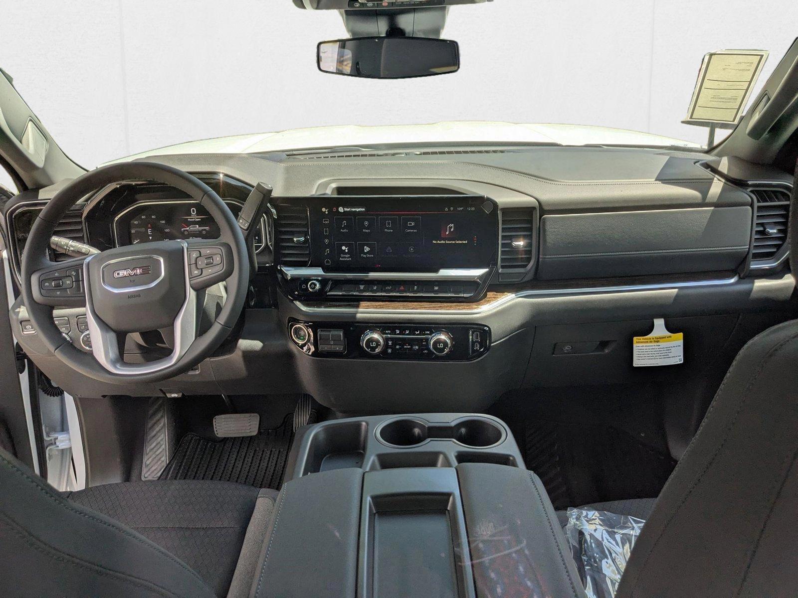 Thumbnail: 2025 GMC Sierra 2500 - 3