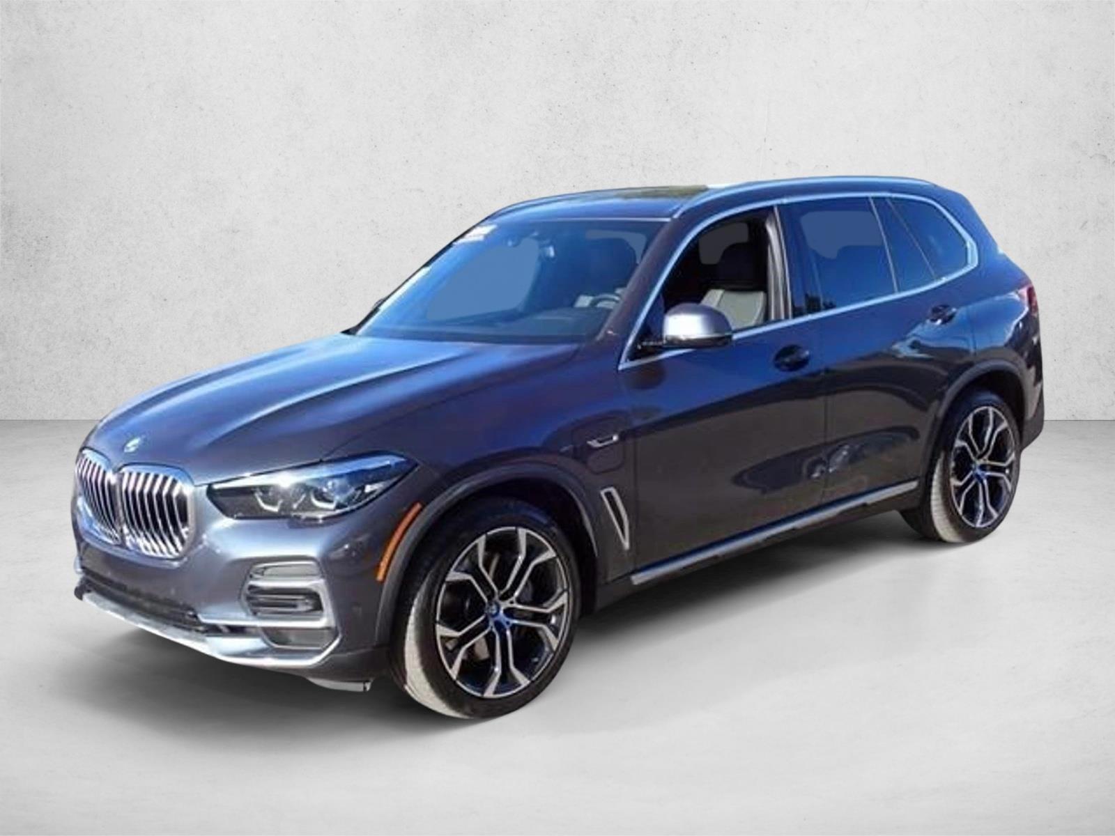 Thumbnail: 2022 BMW X5 - 1
