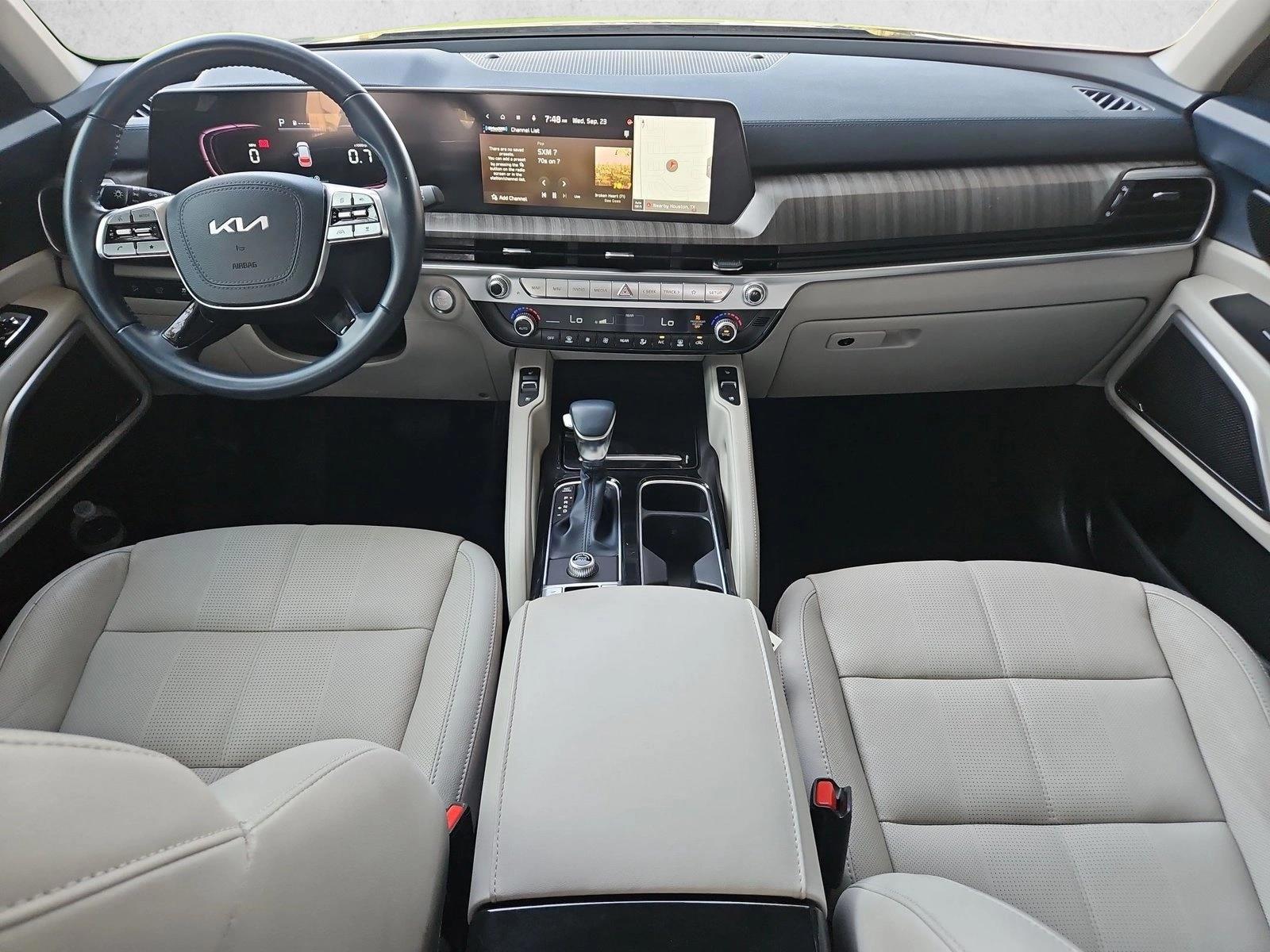 Thumbnail: 2023 Kia Telluride - 3