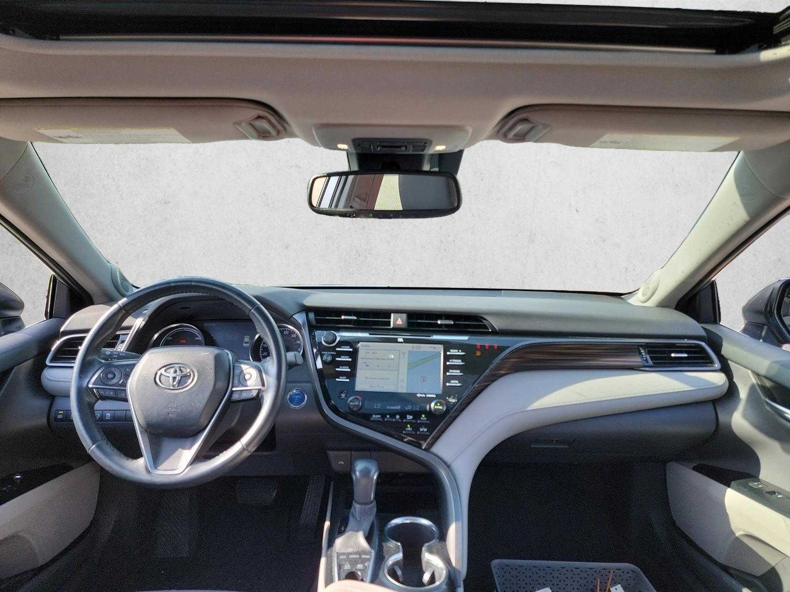 Thumbnail: 2020 Toyota Camry - 3
