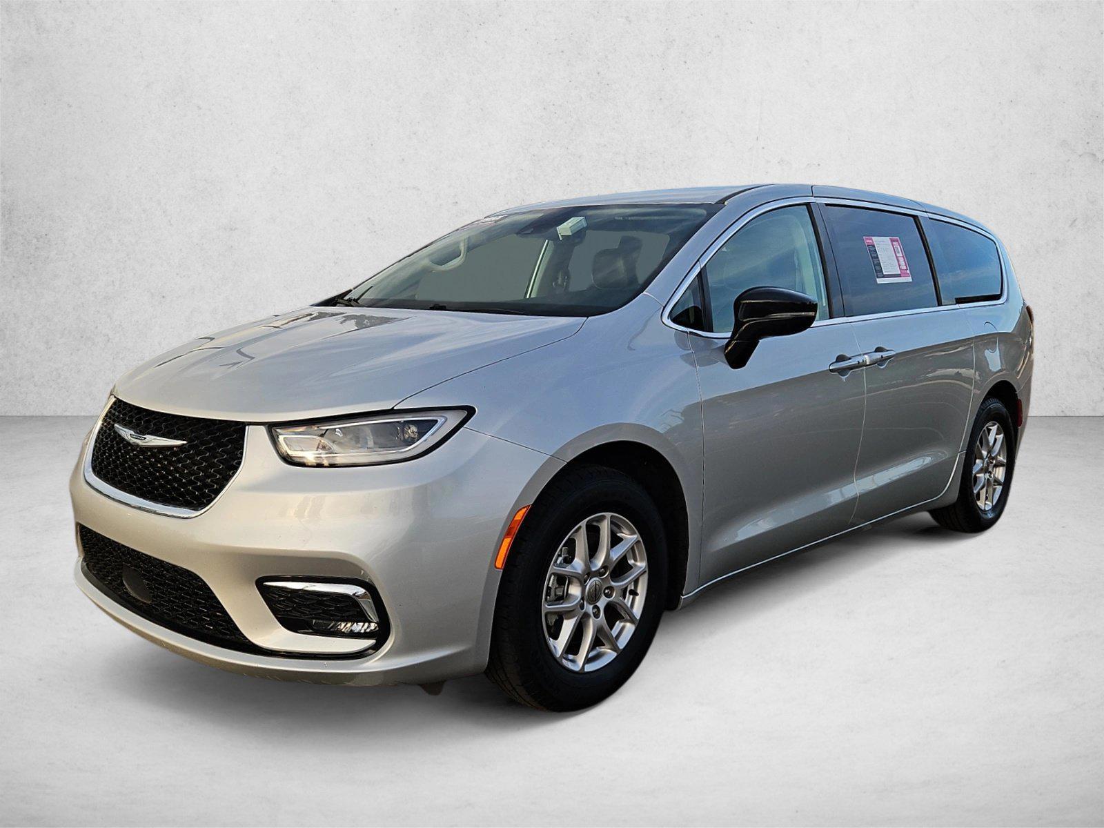 2024 Chrysler Pacifica