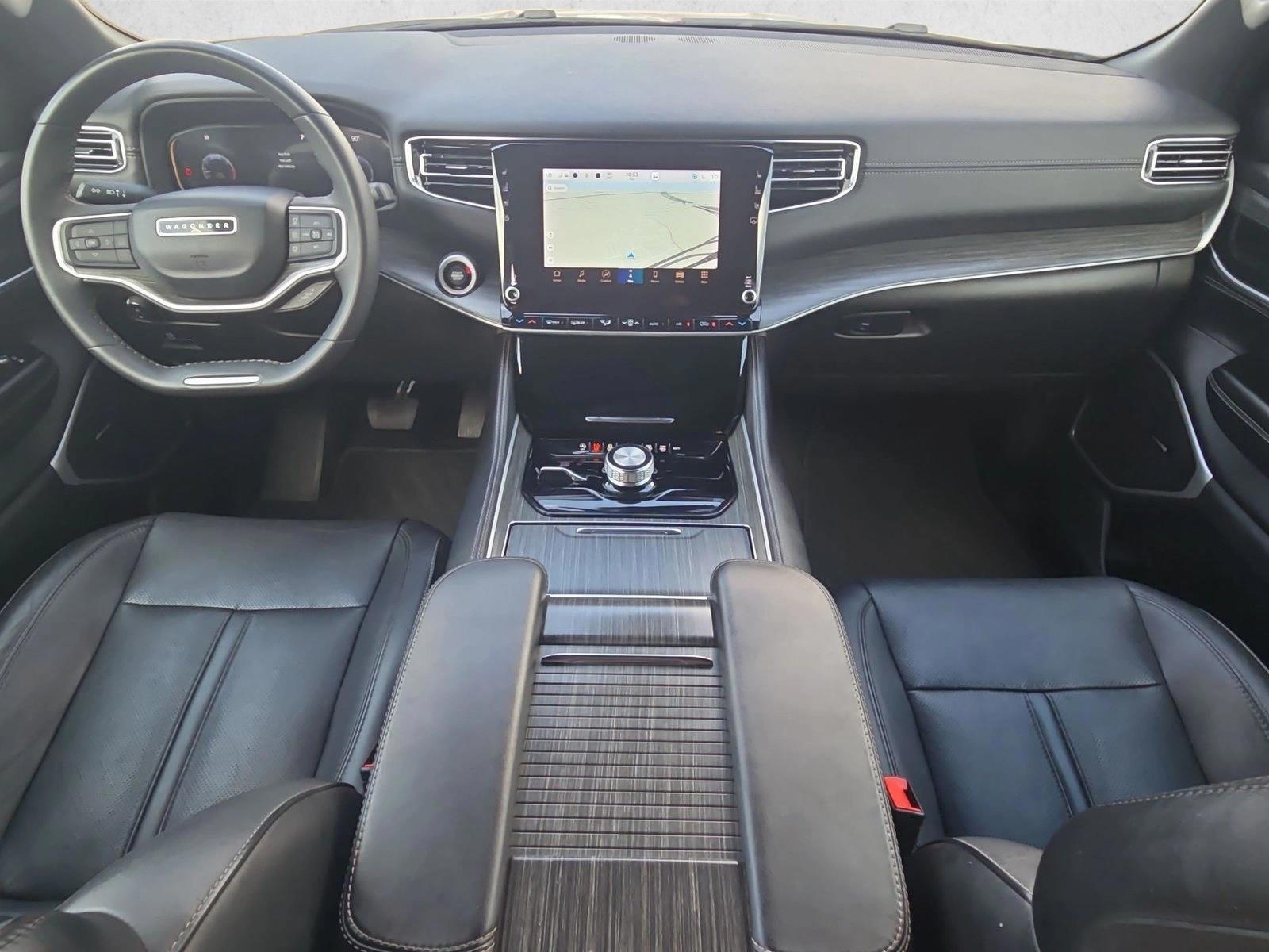 2023 Jeep Wagoneer L Series II - Photo 18