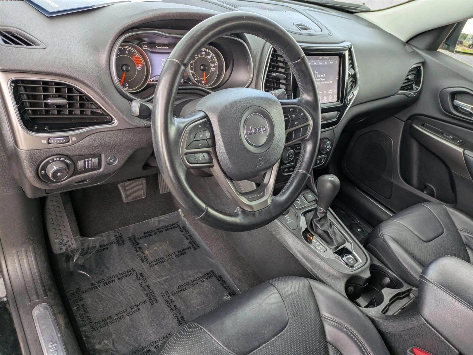 Thumbnail: 2020 Jeep Cherokee - 3