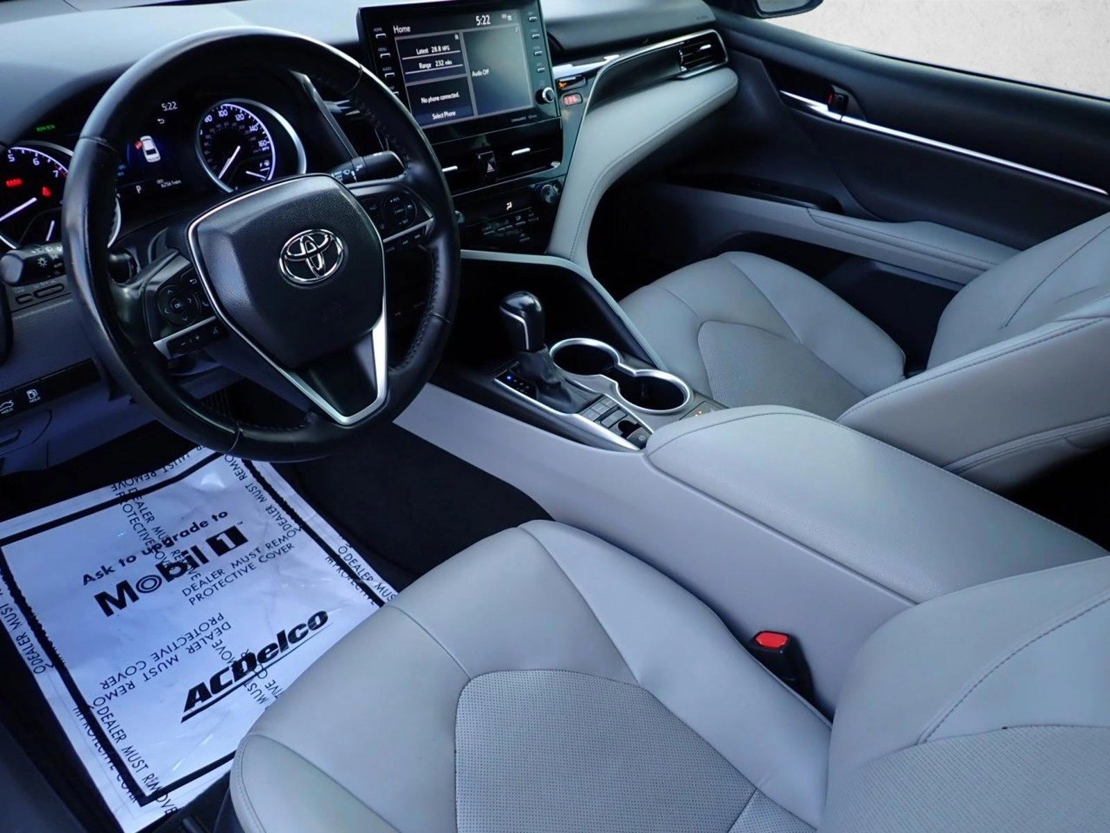 Thumbnail: 2022 Toyota Camry - 3