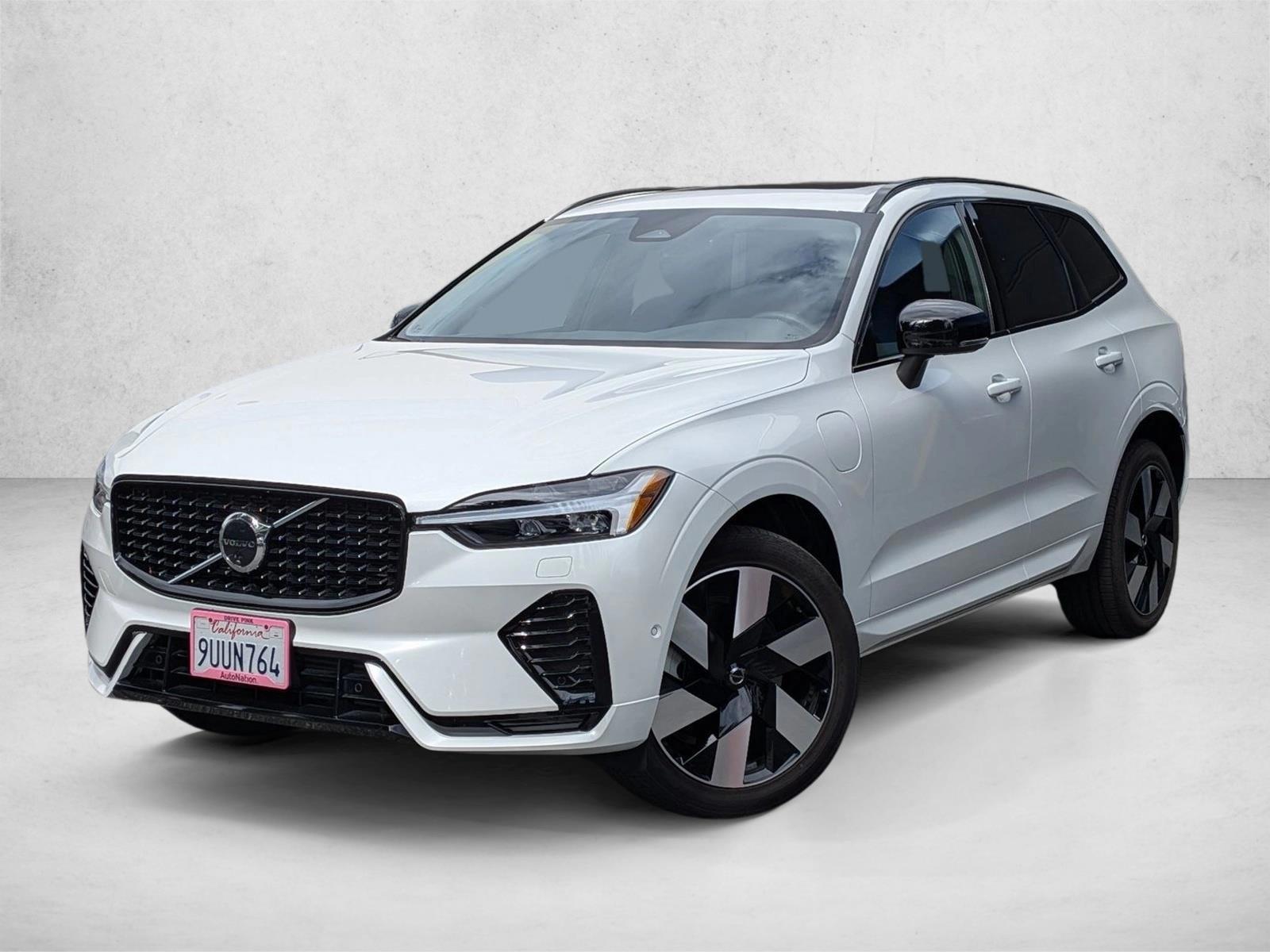Thumbnail: 2025 Volvo XC60 - 1