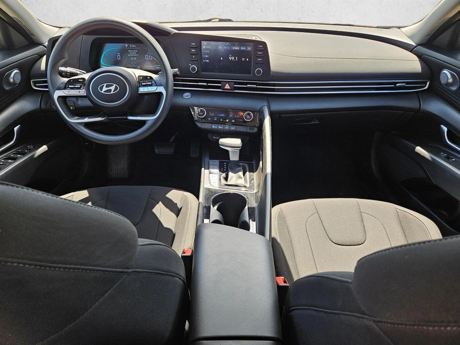 Thumbnail: 2025 Hyundai Elantra - 3