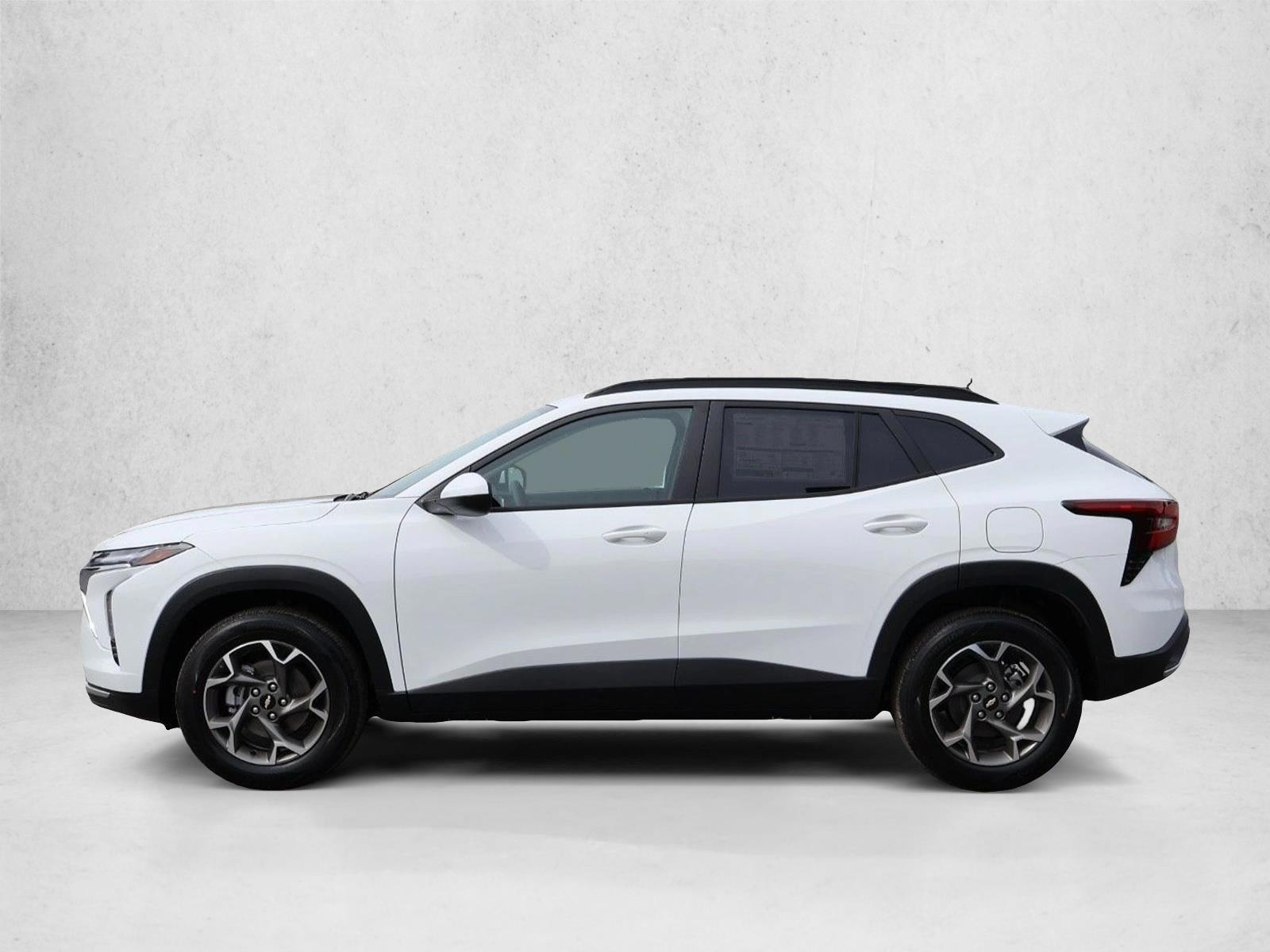 Thumbnail: 2026 Chevrolet Trax - 2