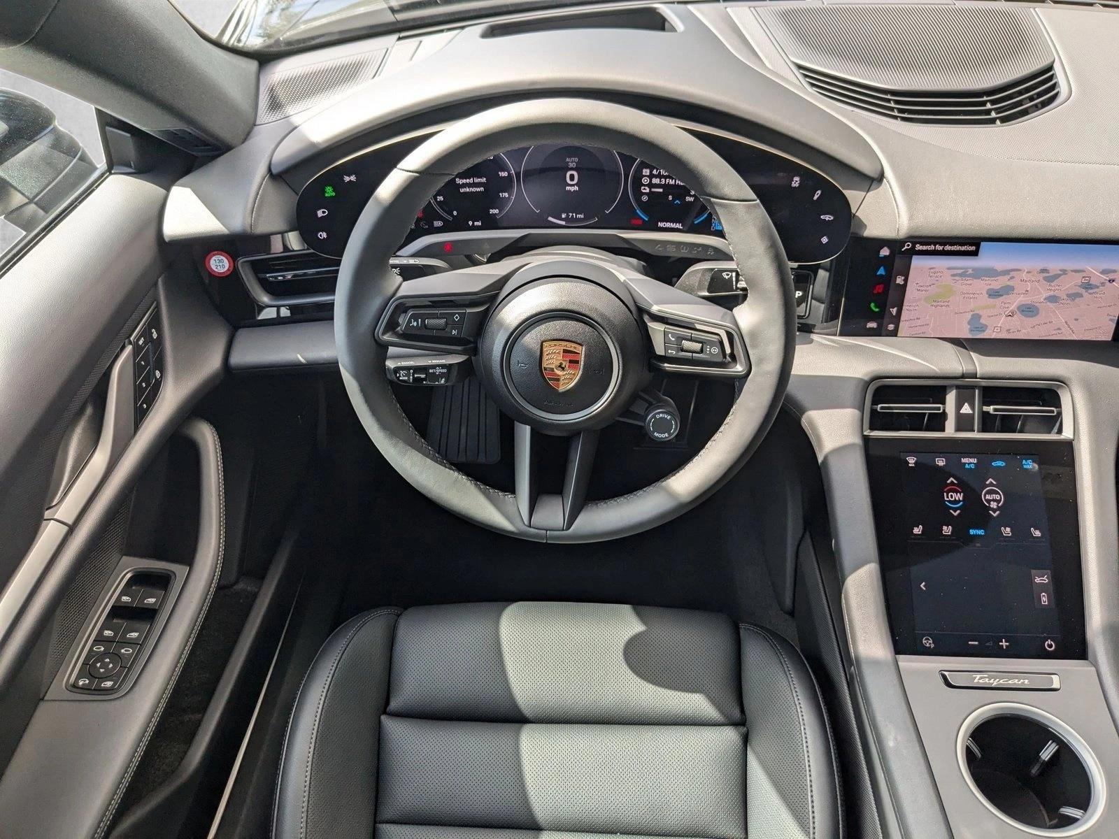 Thumbnail: 2025 Porsche Taycan - 3