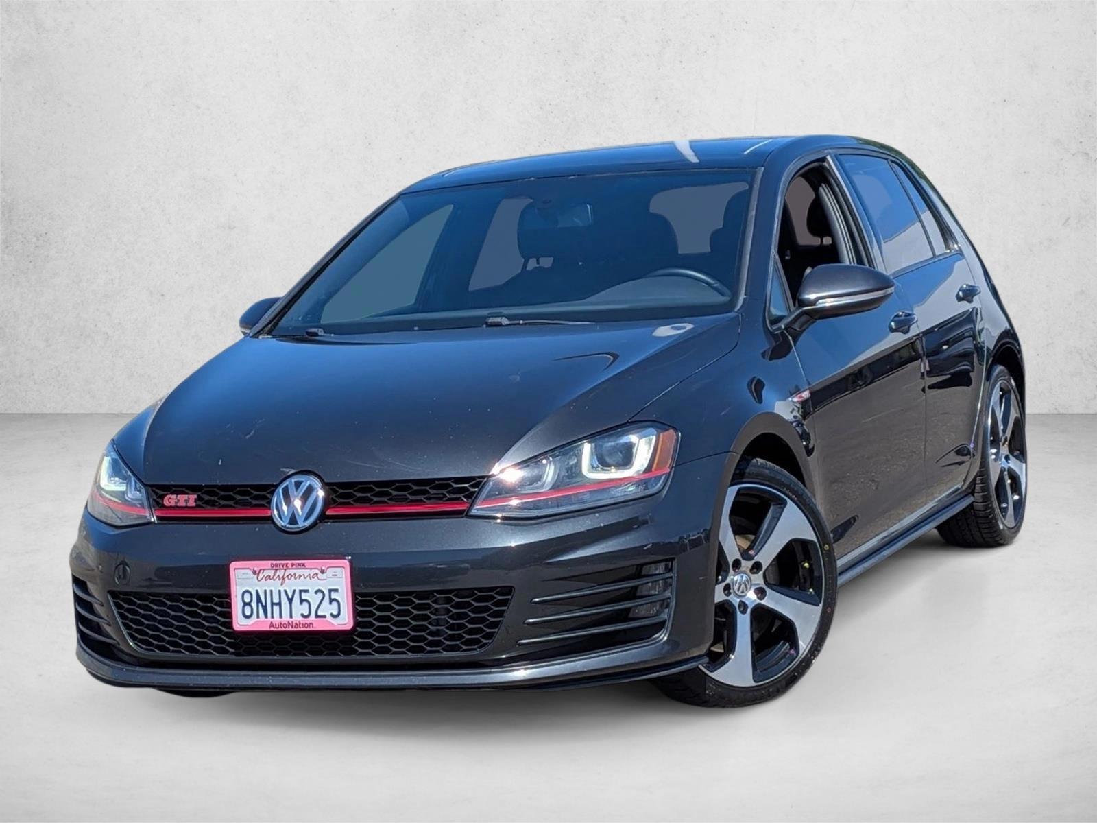 Thumbnail: 2016 Volkswagen Golf - 1