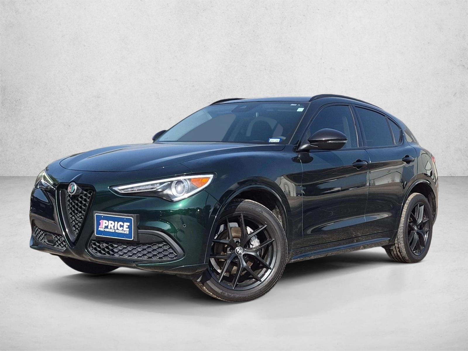 Thumbnail: 2021 Alfa Romeo Stelvio - 1