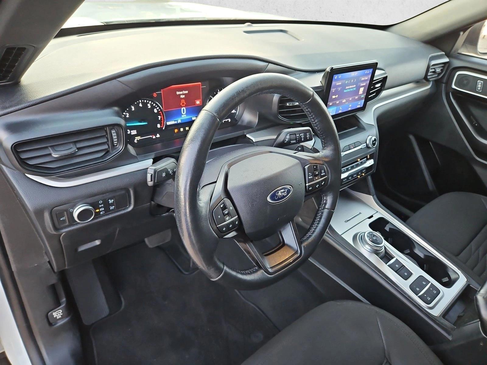 Thumbnail: 2020 Ford Explorer - 3