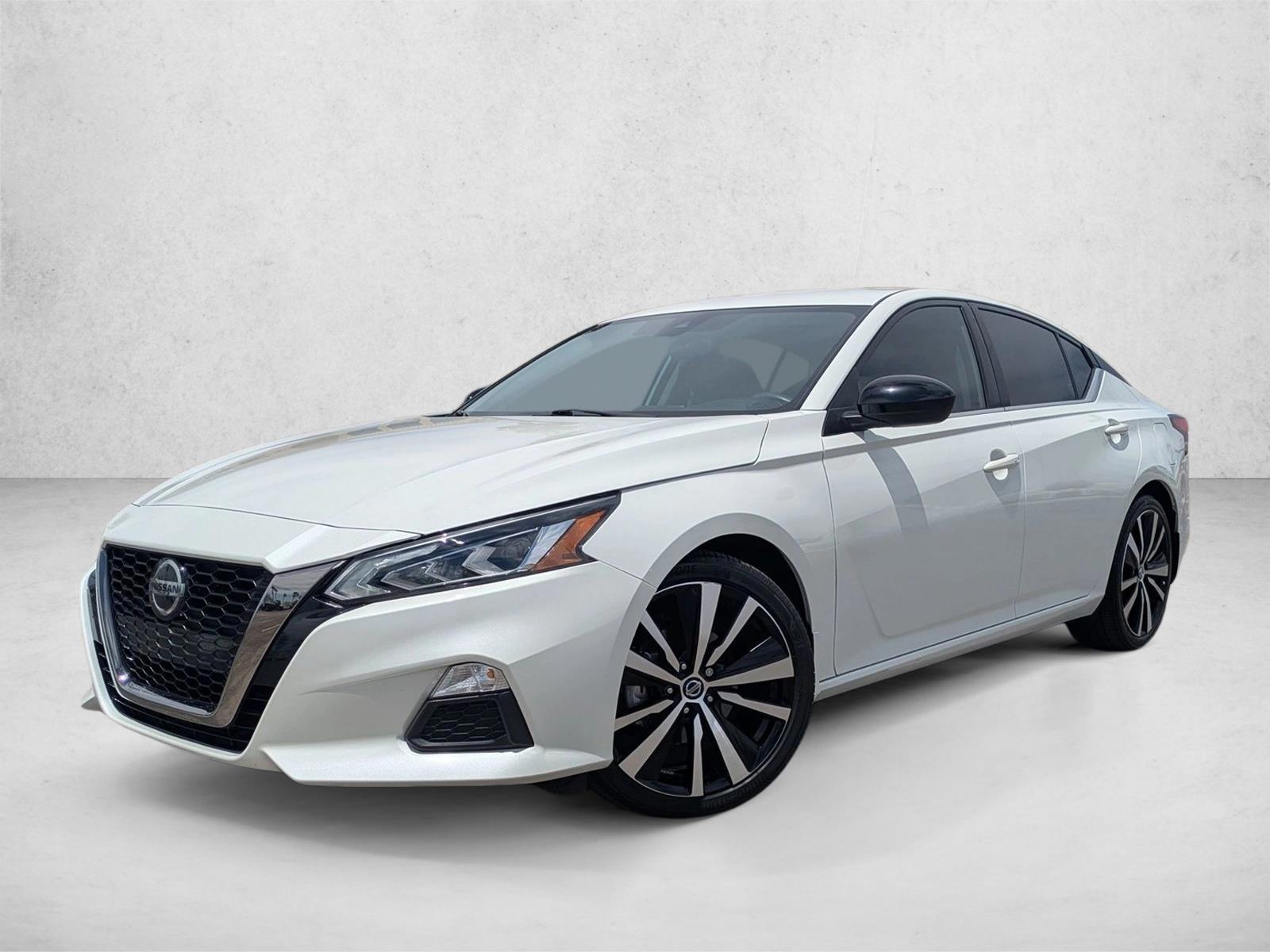 Thumbnail: 2022 Nissan Altima - 1