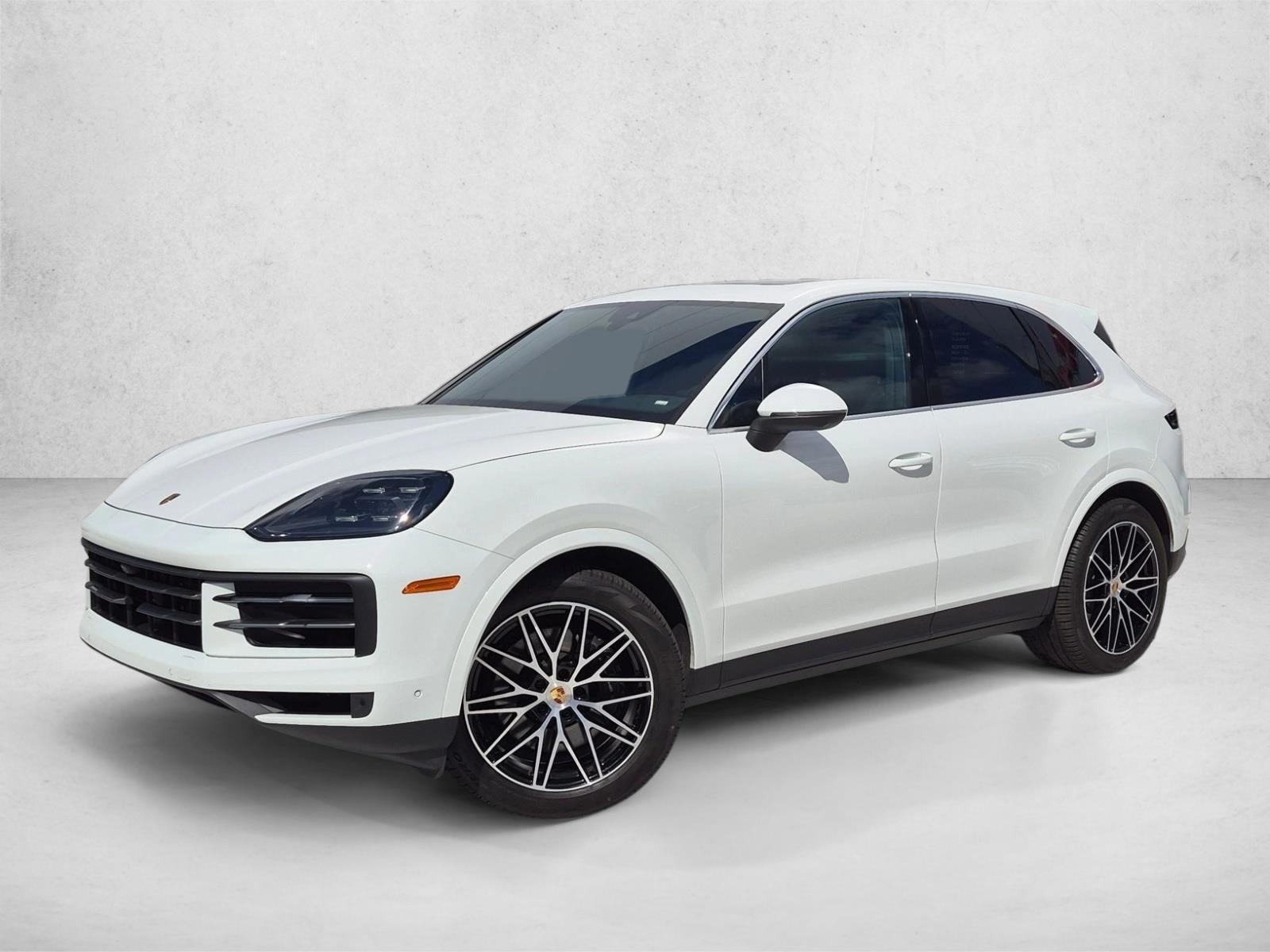2025 Porsche Cayenne -'s photo