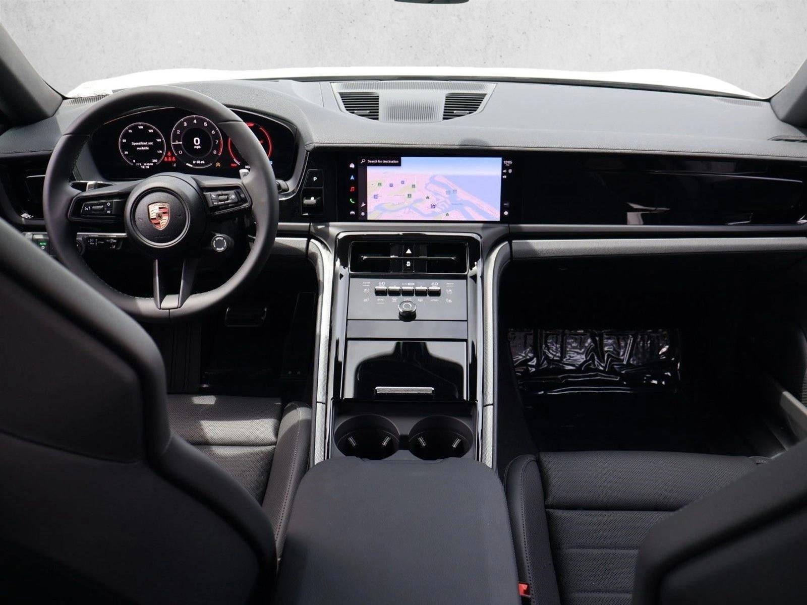 Thumbnail: 2026 Porsche Panamera - 4