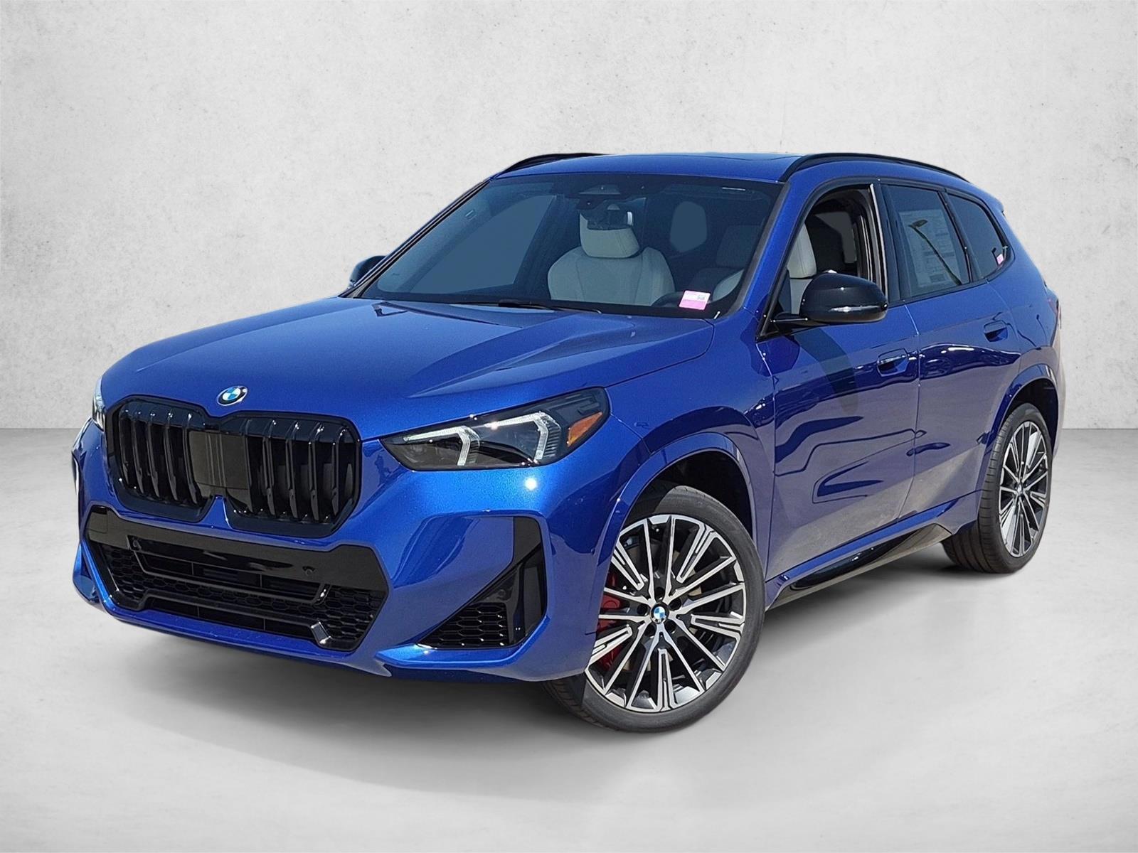 Thumbnail: 2027 BMW X1 - 1