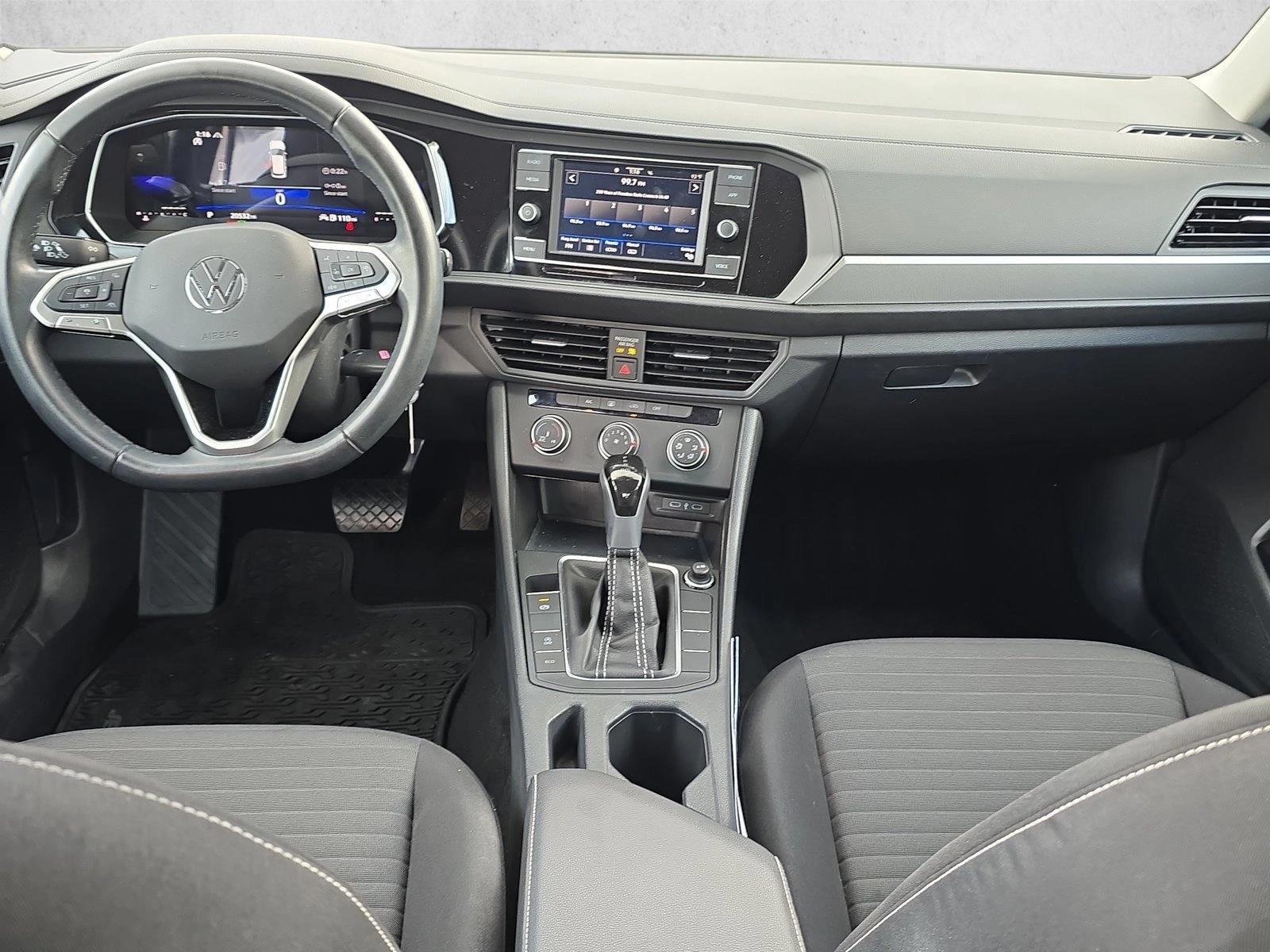 Thumbnail: 2023 Volkswagen Jetta - 2