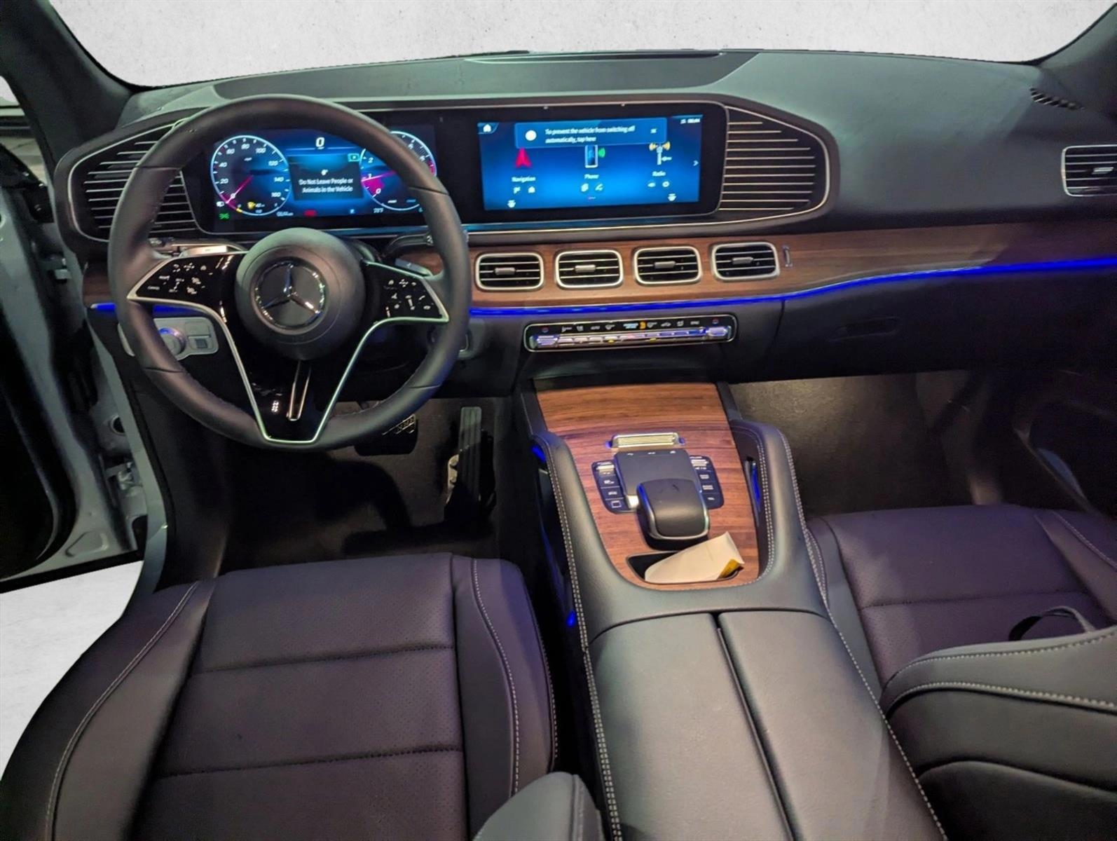 Thumbnail: 2026 Mercedes-Benz GLE - 4
