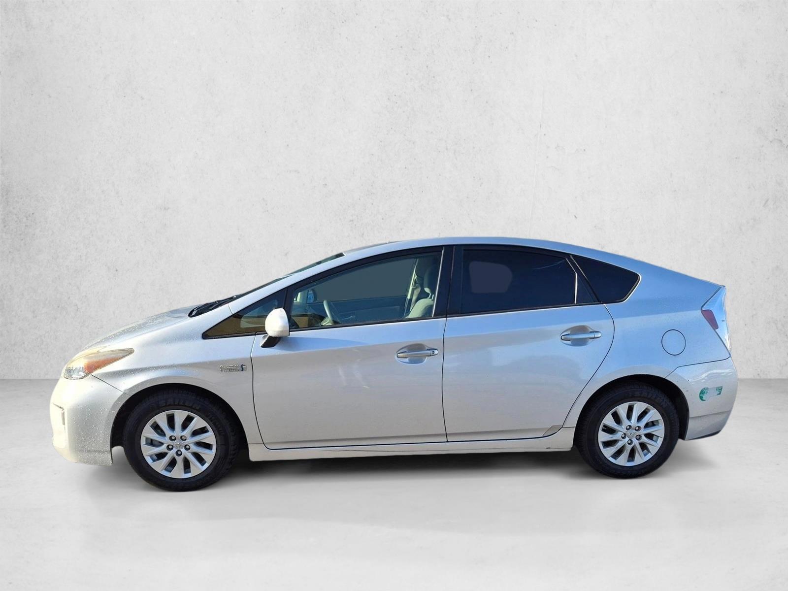 Thumbnail: 2013 Toyota Prius - 2