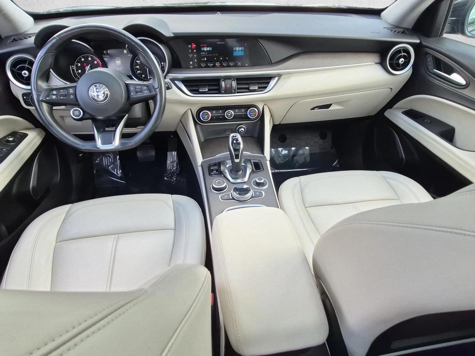 Thumbnail: 2020 Alfa Romeo Stelvio - 3