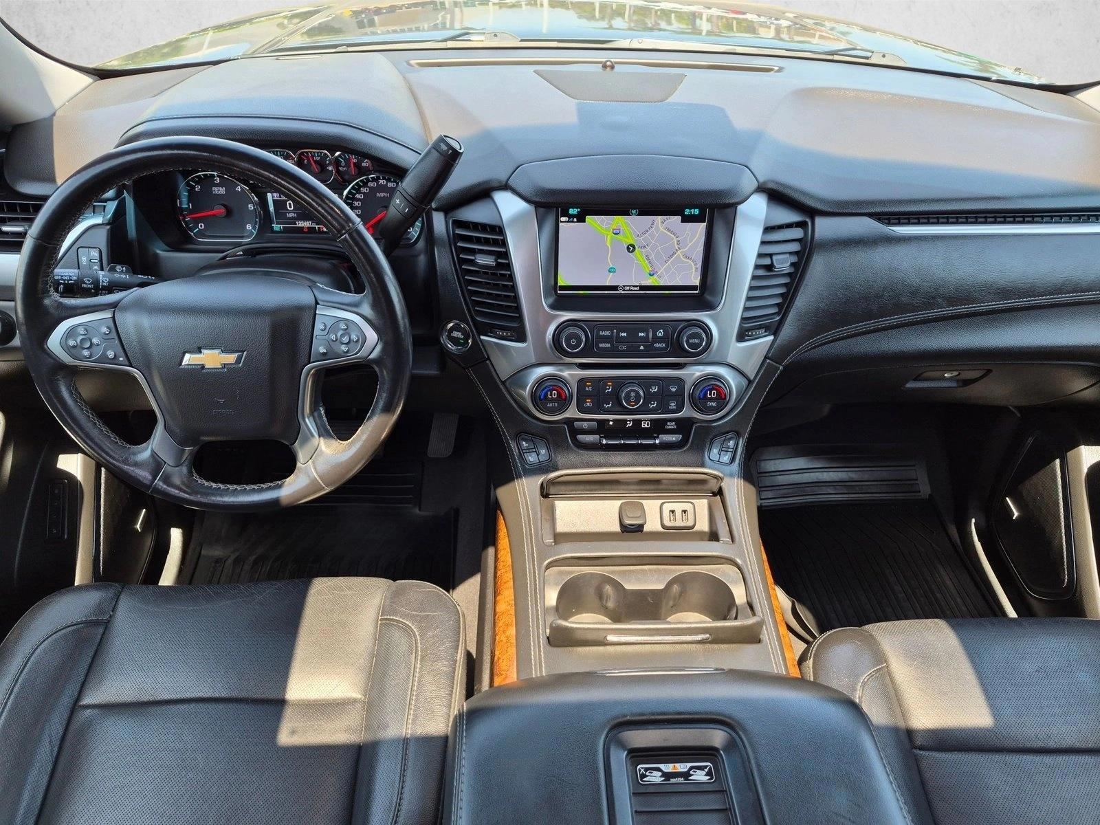 Thumbnail: 2020 Chevrolet Suburban - 3
