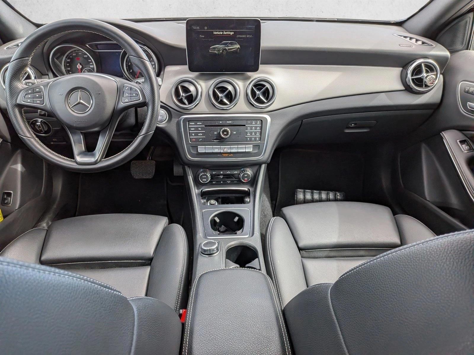 Thumbnail: 2018 Mercedes-Benz GLA - 4