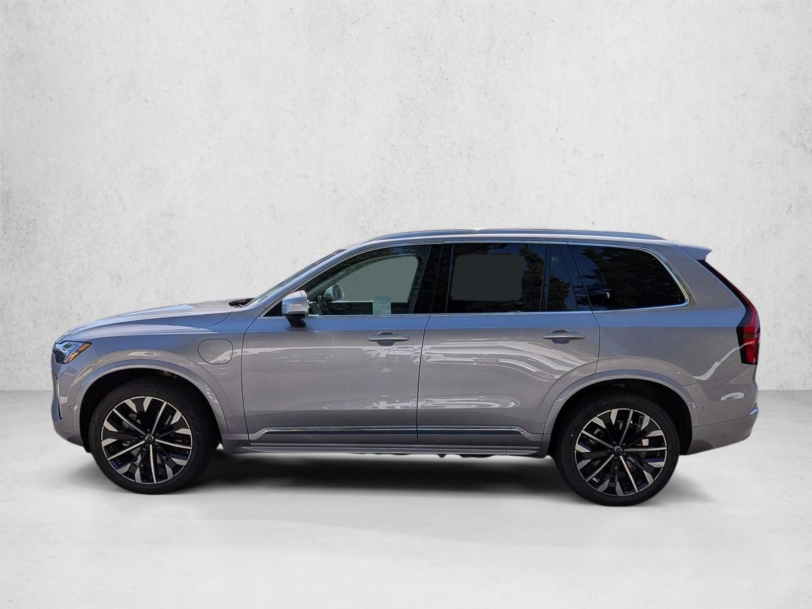 Thumbnail: 2026 Volvo XC90 - 2