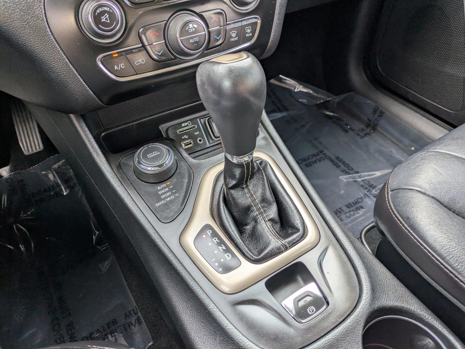 2016 Jeep Cherokee High Altitude - Photo 12