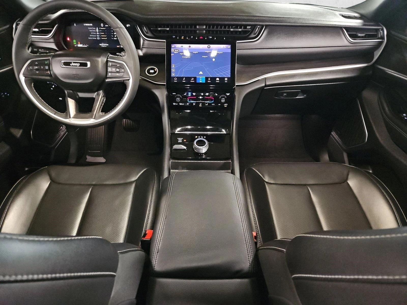 Thumbnail: 2024 Jeep Grand Cherokee - 3