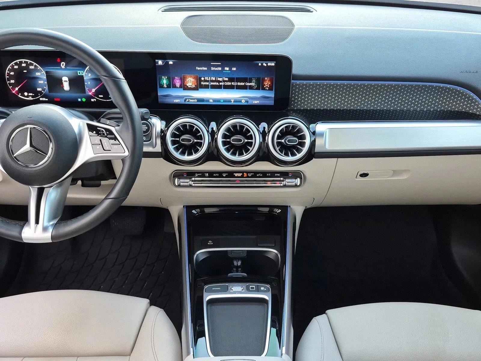 Thumbnail: 2025 Mercedes-Benz GLB - 4