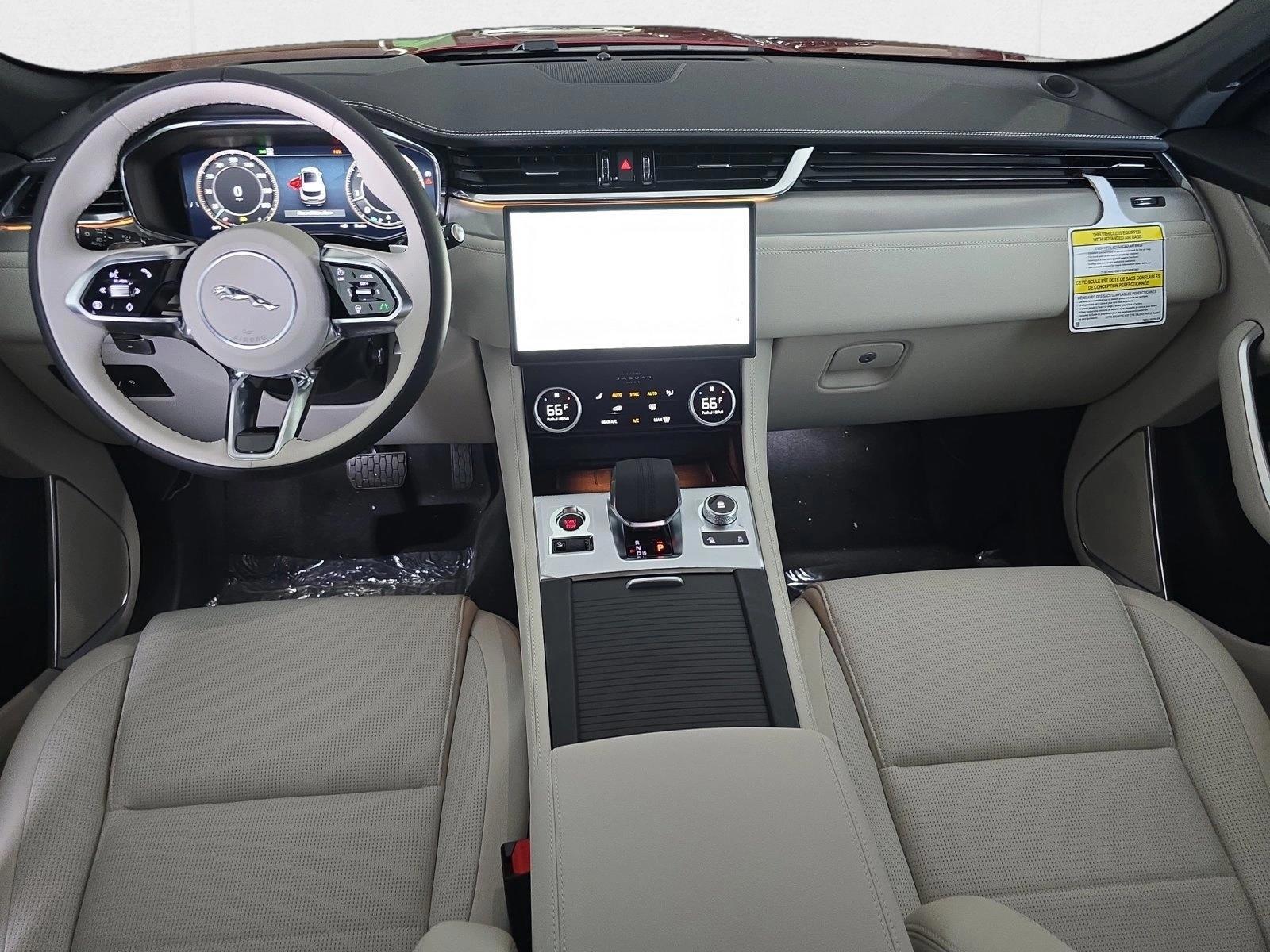 Thumbnail: 2026 Jaguar F-Pace - 3