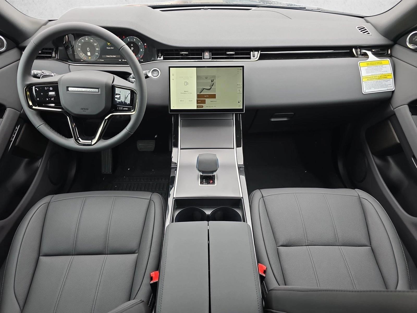 Thumbnail: 2026 Land Rover Range Rover Evoque - 3