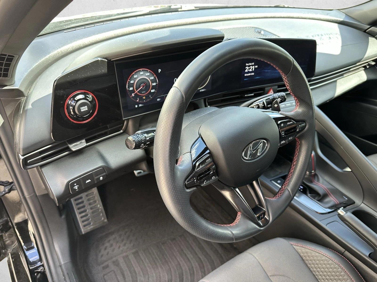 Thumbnail: 2023 Hyundai Elantra - 3