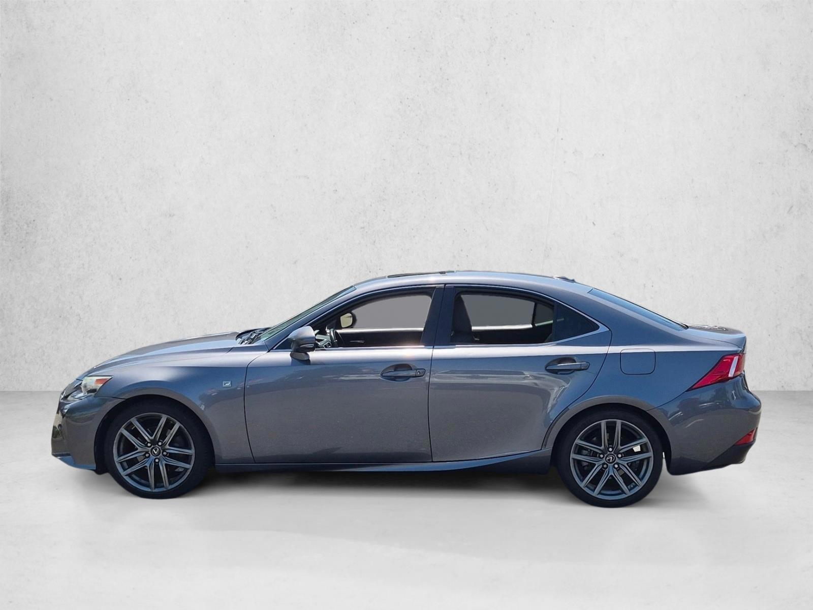 Thumbnail: 2014 Lexus IS - 2