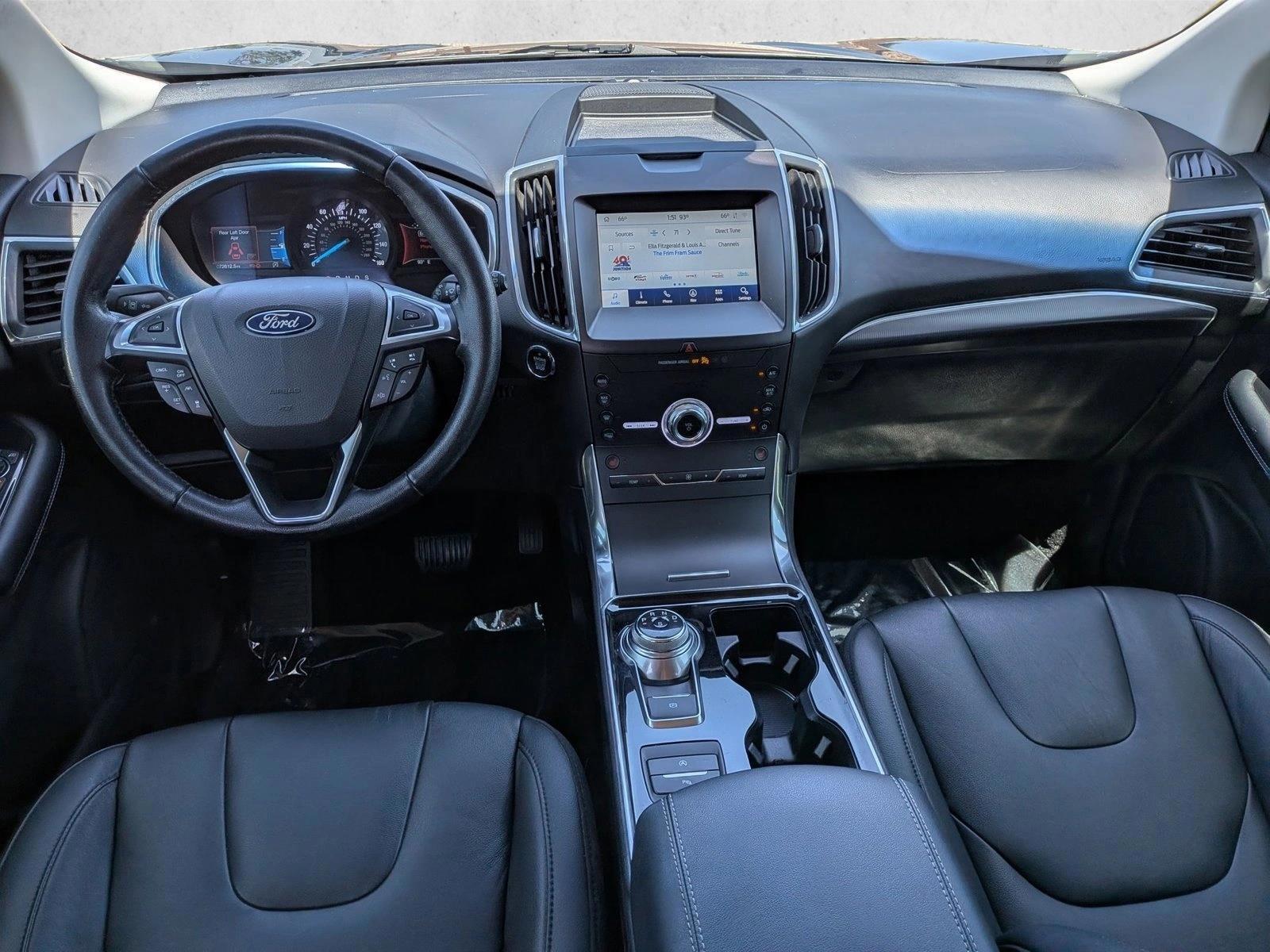 Thumbnail: 2020 Ford Edge - 3