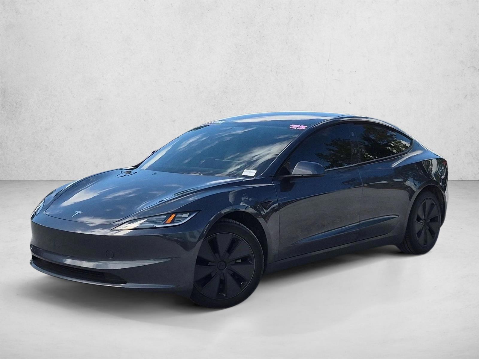 Thumbnail: 2025 Tesla Model 3 - 1