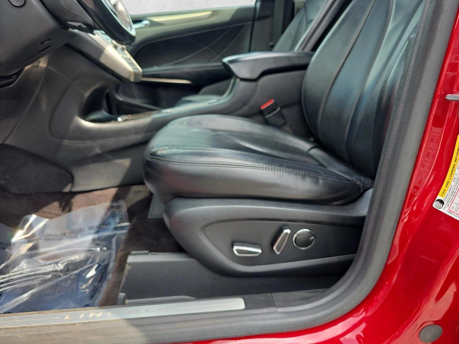 Thumbnail: 2017 Lincoln MKC - 5