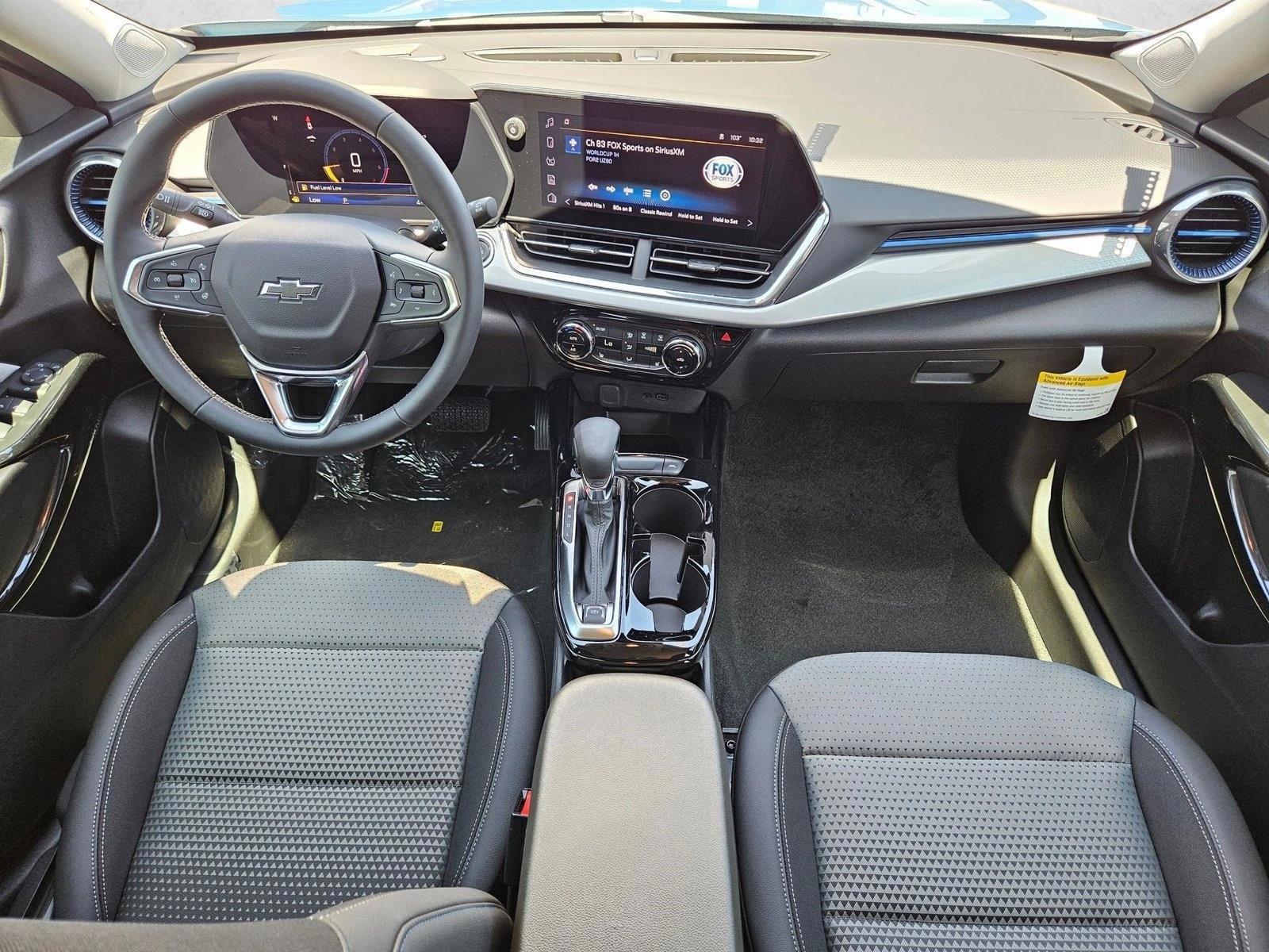 Thumbnail: 2026 Chevrolet Trax - 3