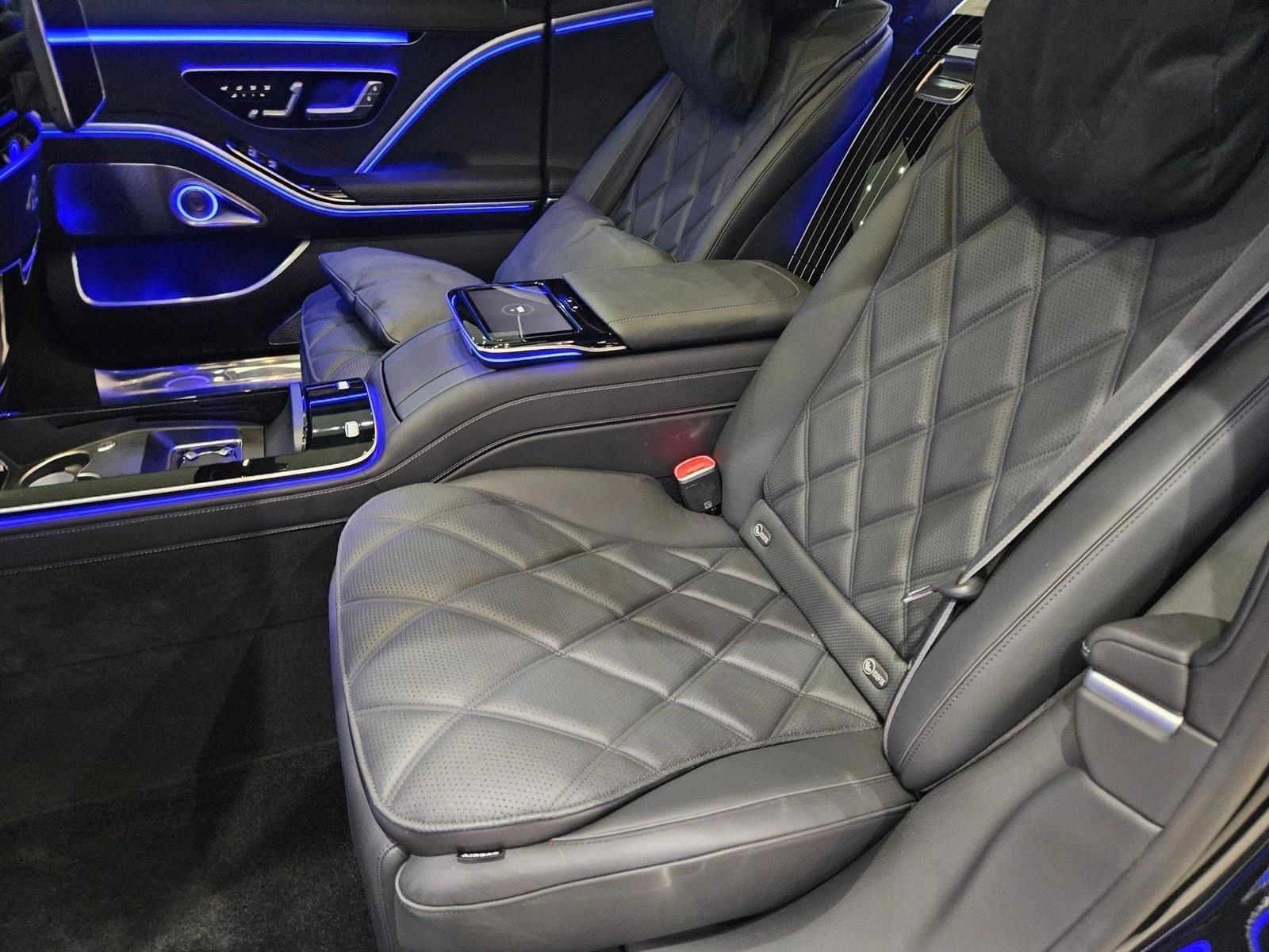 Thumbnail: 2024 Mercedes-Benz S-Class - 4
