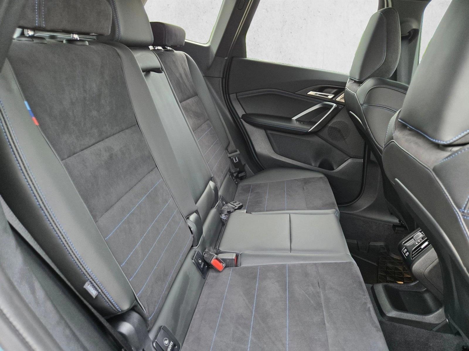 2025 BMW X1 M35i - Photo 20
