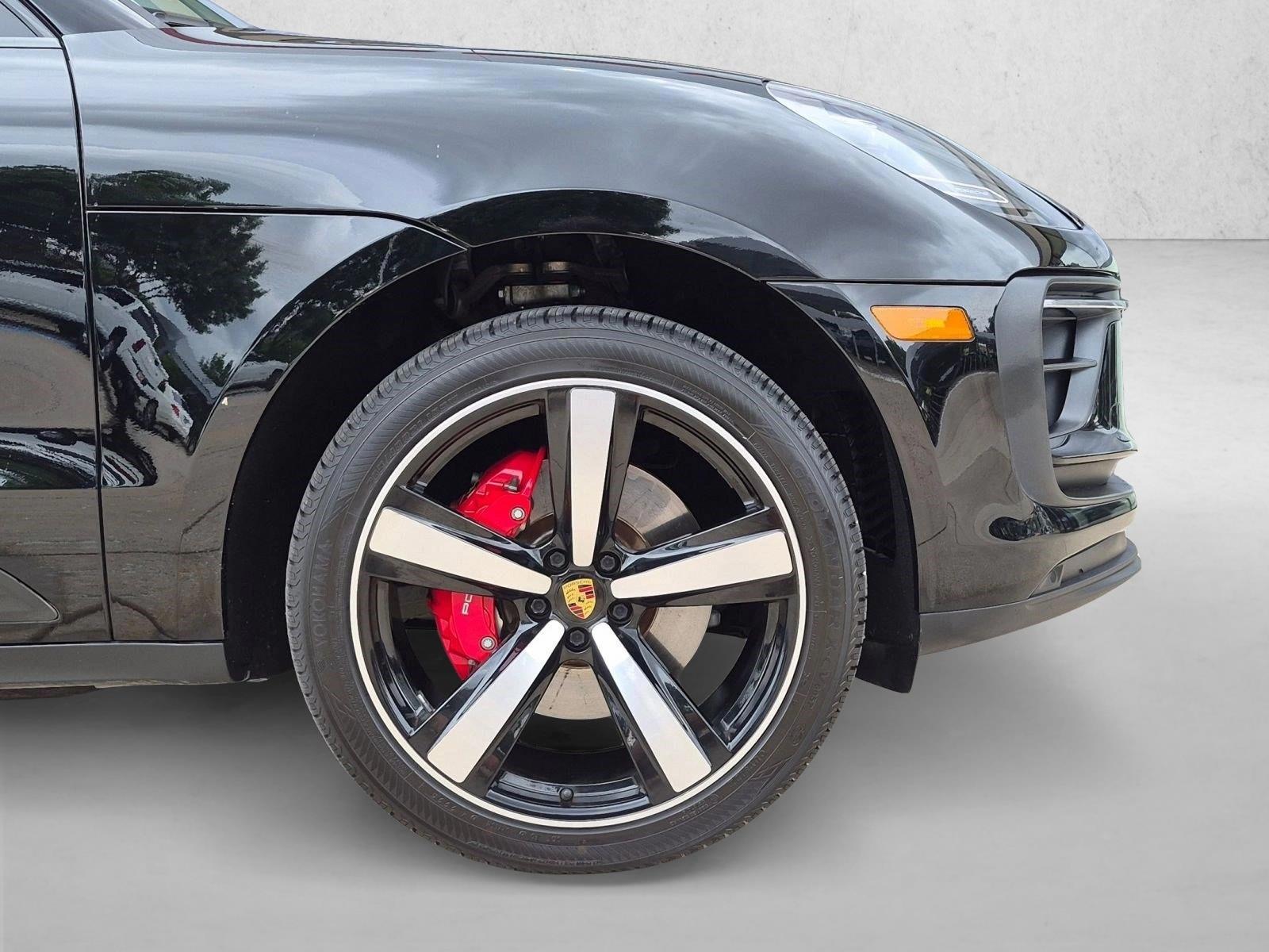 2023 Porsche Macan S - Photo 11