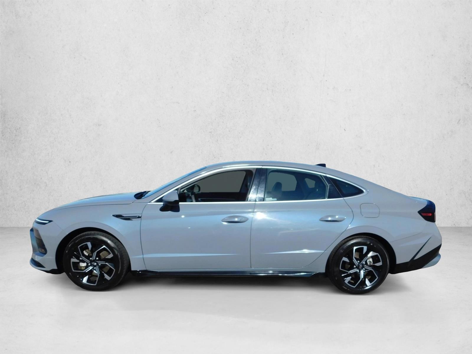 Thumbnail: 2025 Hyundai Sonata - 3