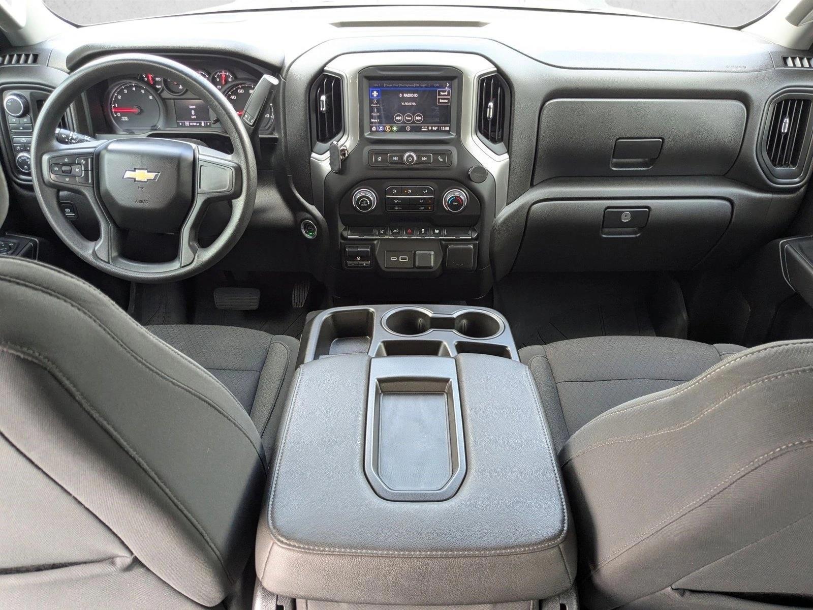 Thumbnail: 2024 Chevrolet Silverado 2500 - 3