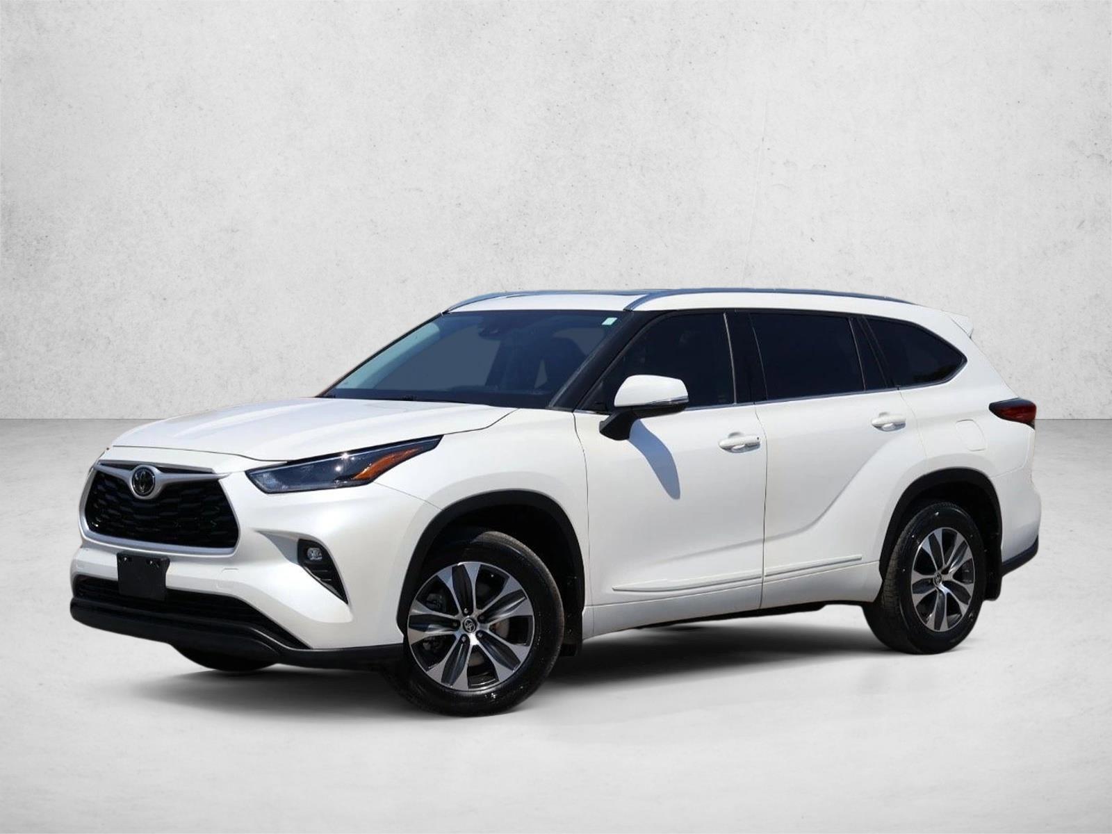 Thumbnail: 2021 Toyota Highlander - 1