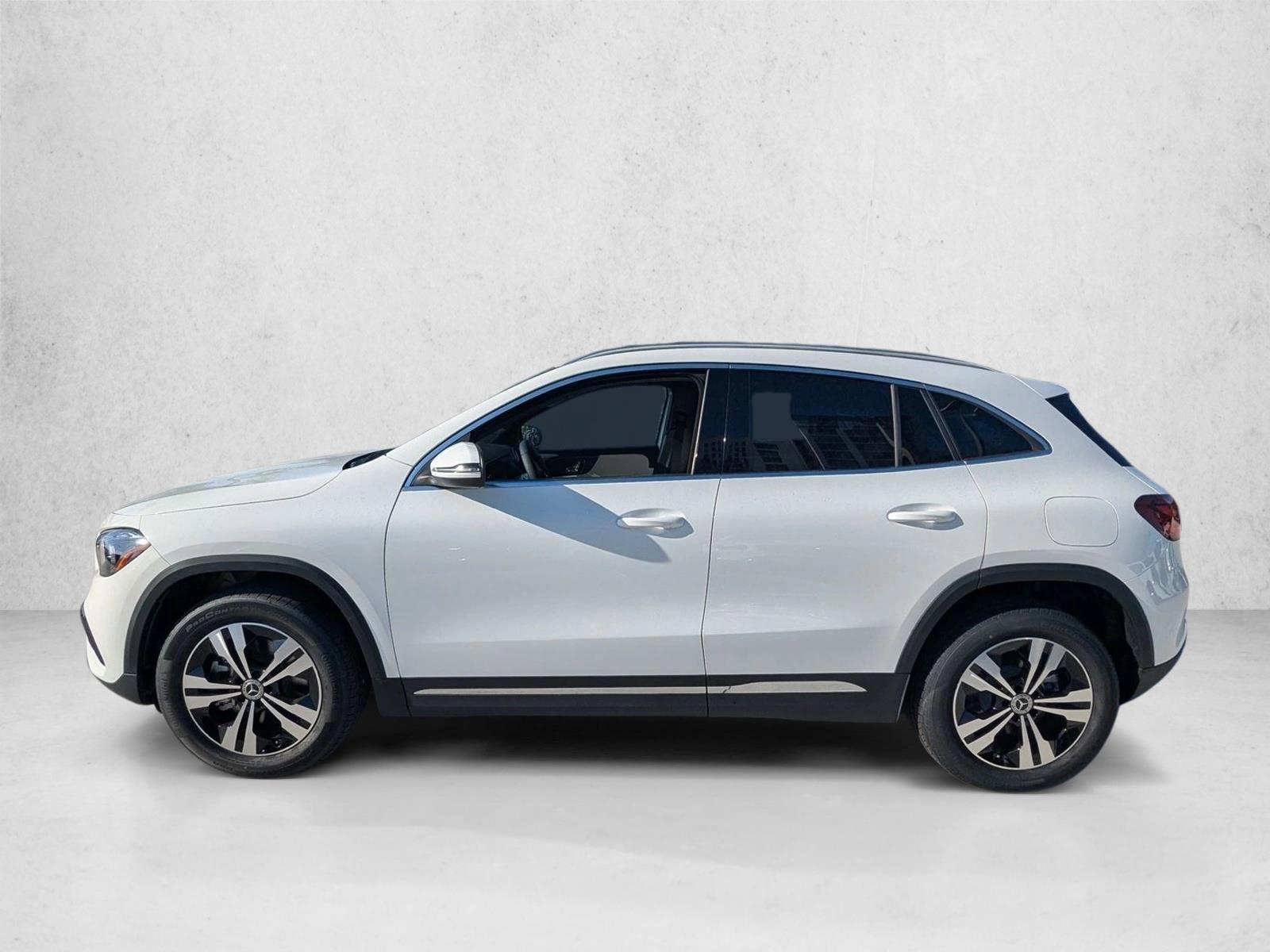 Thumbnail: 2026 Mercedes-Benz GLA - 2