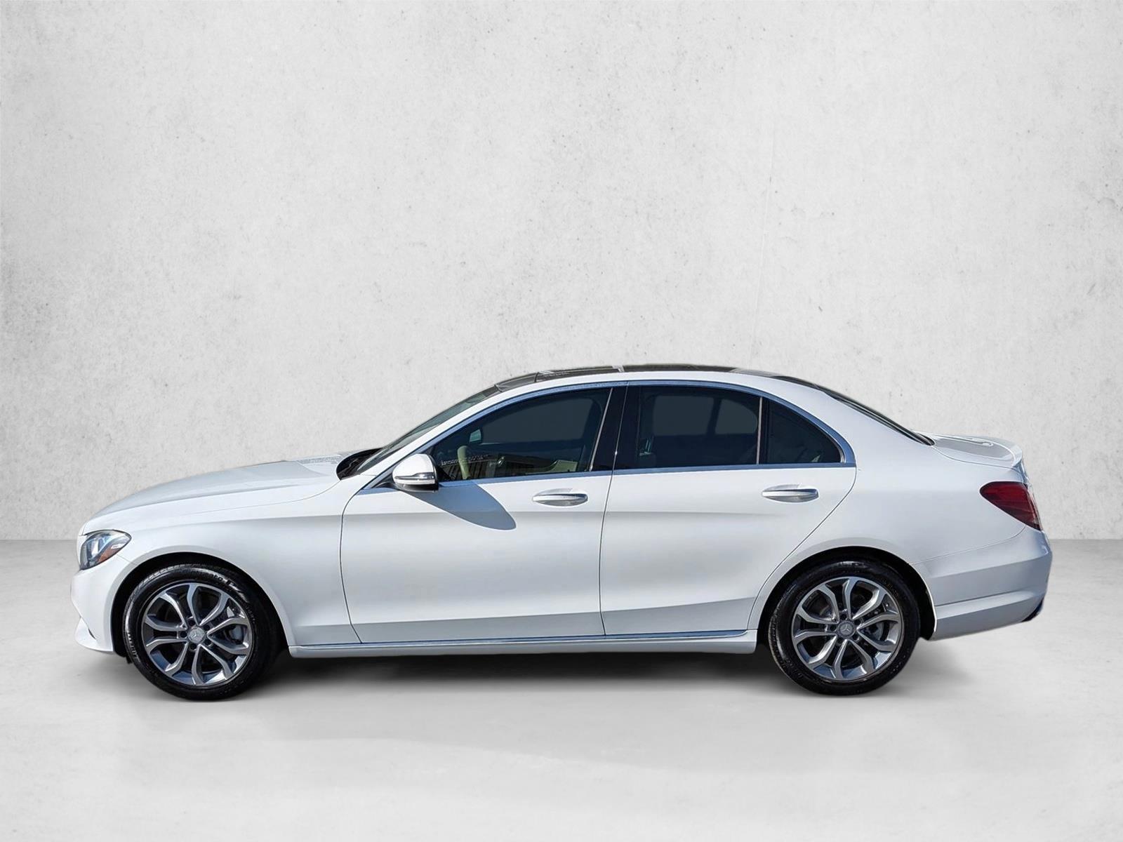 Thumbnail: 2016 Mercedes-Benz C-Class - 2