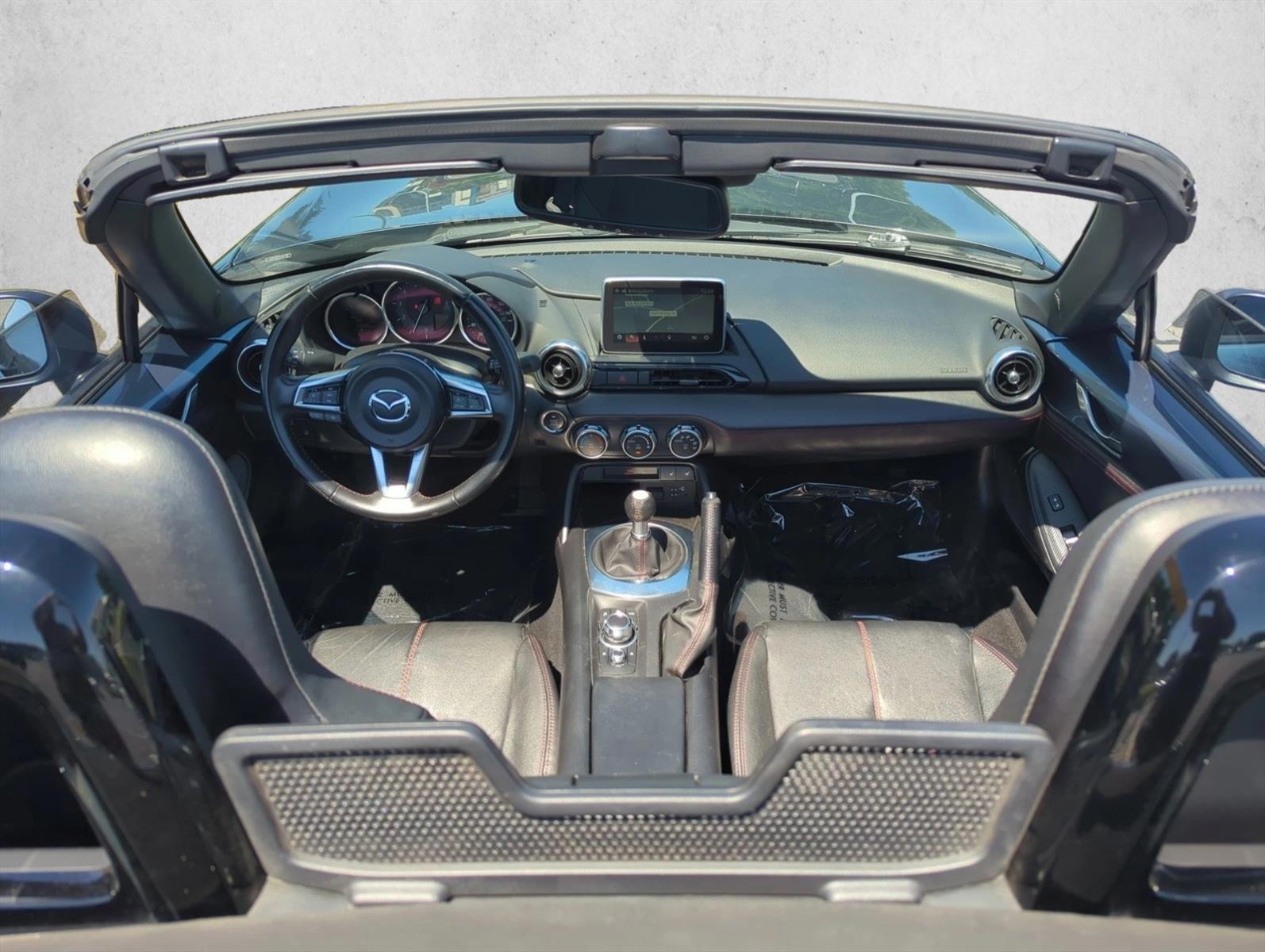 Thumbnail: 2016 Mazda MX-5 Miata - 3