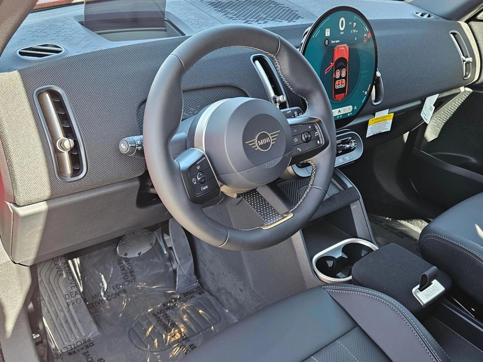 Thumbnail: 2027 MINI Cooper Countryman - 3