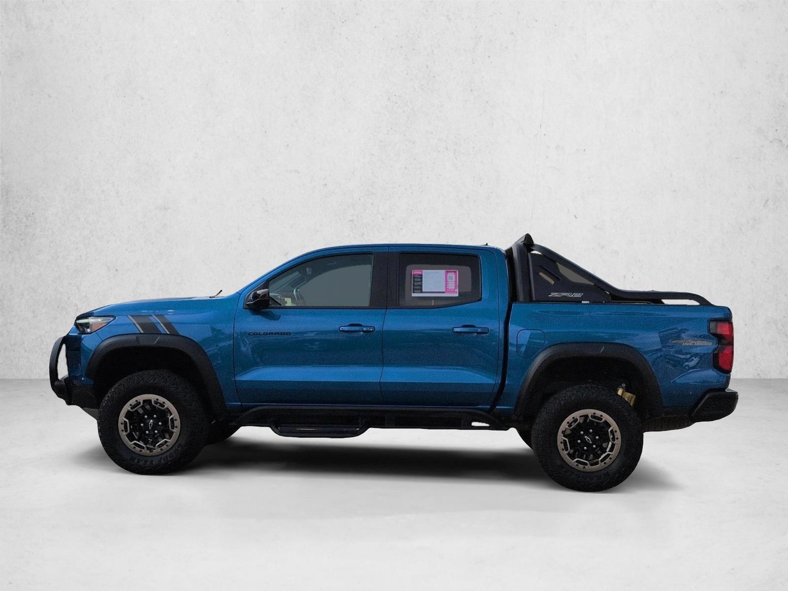 Thumbnail: 2023 Chevrolet Colorado - 2