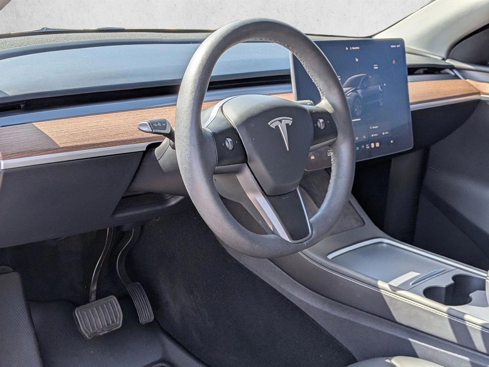 Thumbnail: 2024 Tesla Model Y - 3